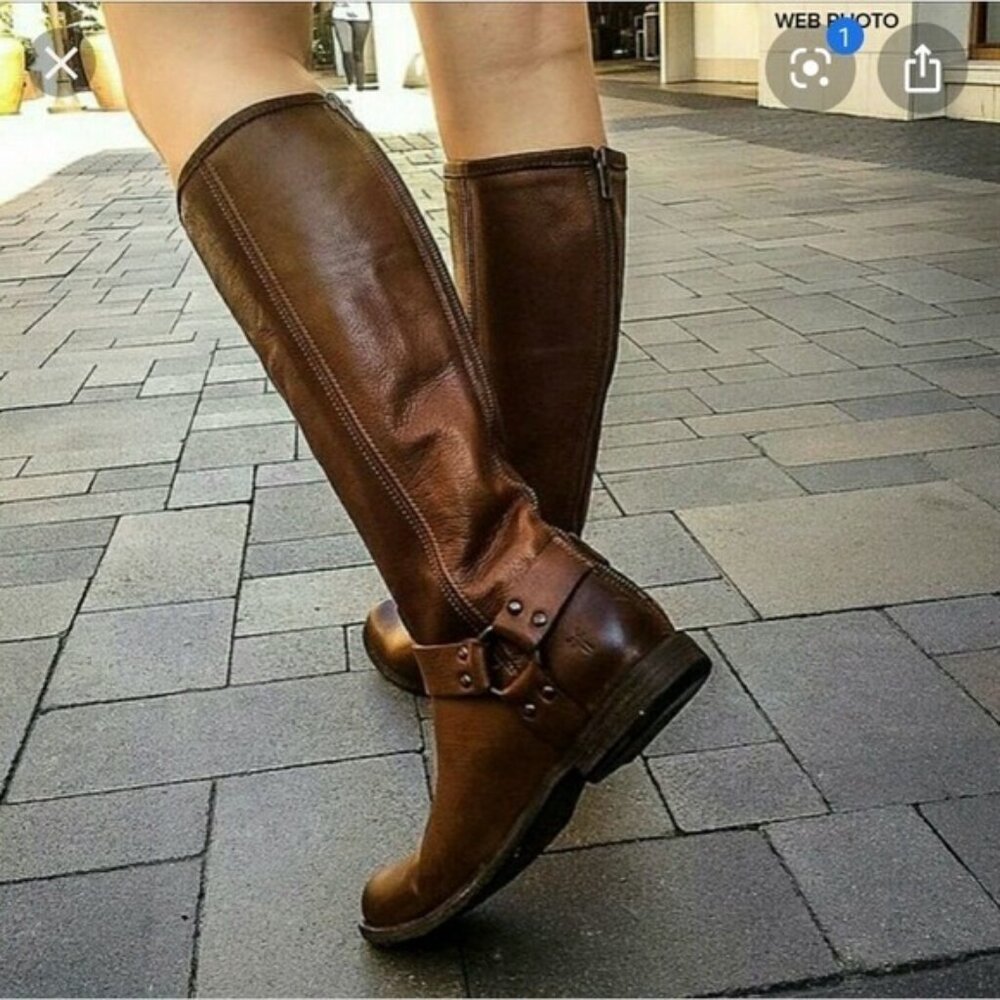 Frye Phillip Harness Tall 7.5 B